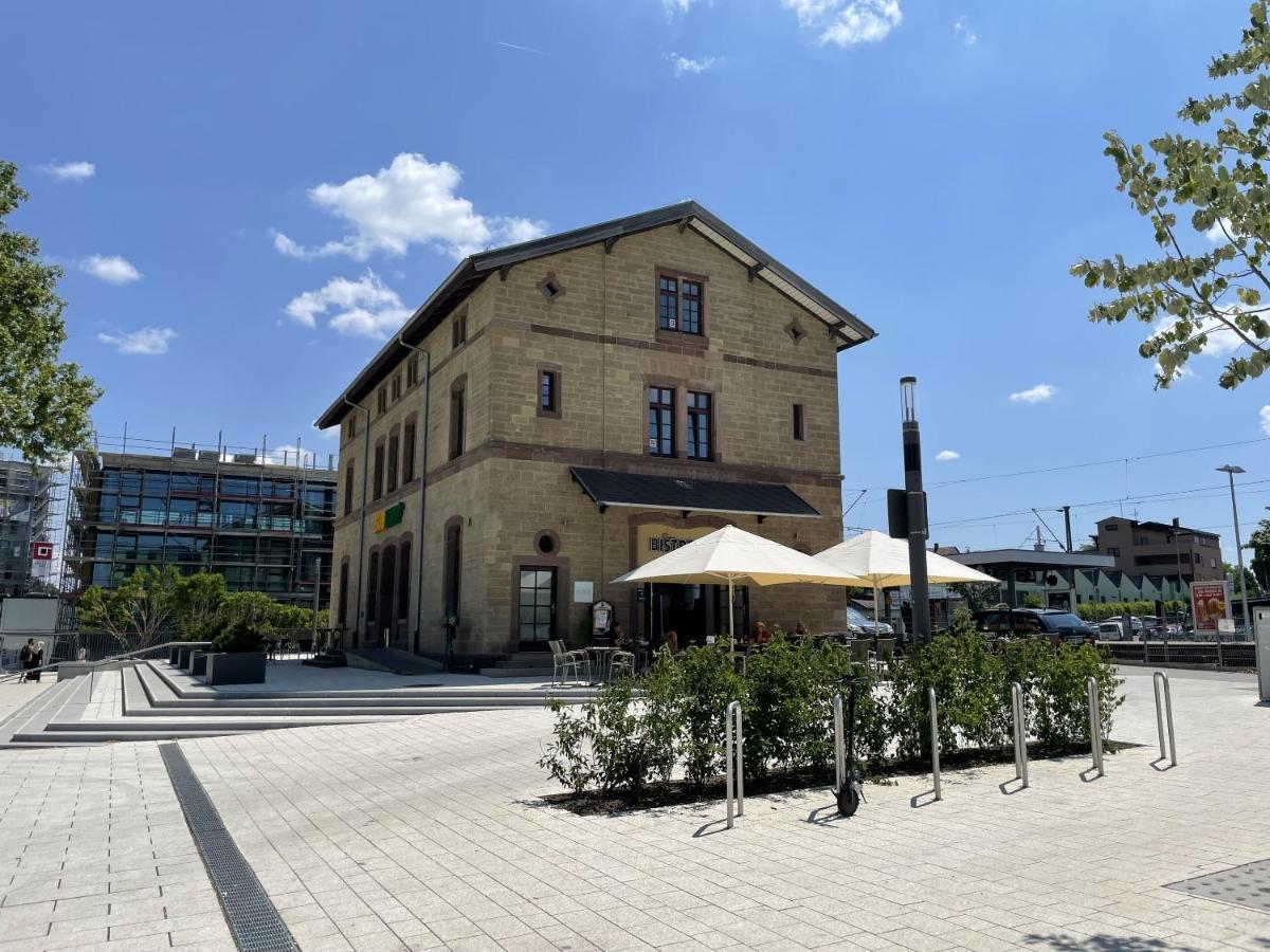 Hotel-Am-Bahnhof Stuttgart-Ditzingen Buitenkant foto